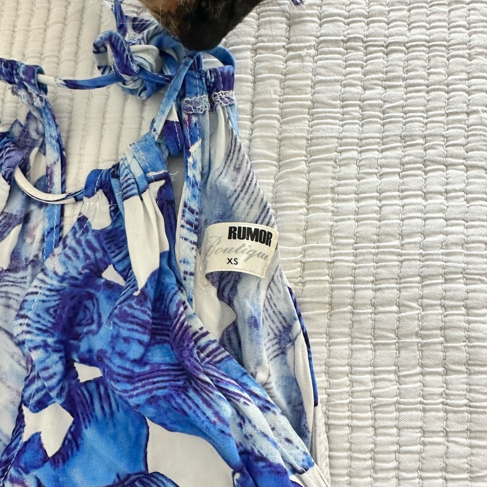 LF Blue and White Floral Jumpsuit - Picture 5 of 6